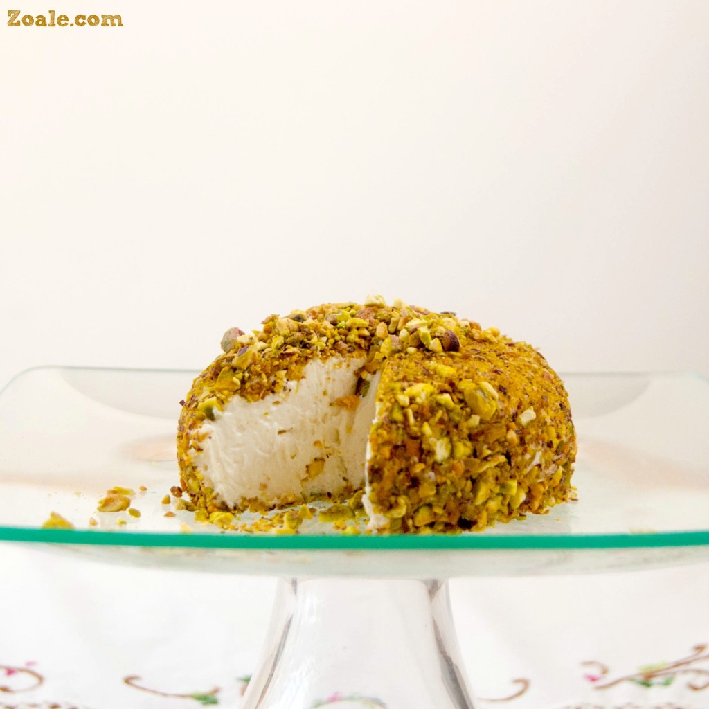 Pistachio Crusted Cheese Ball